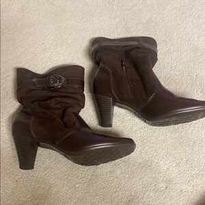 Size 9 1/2 Brown Heeled Boots